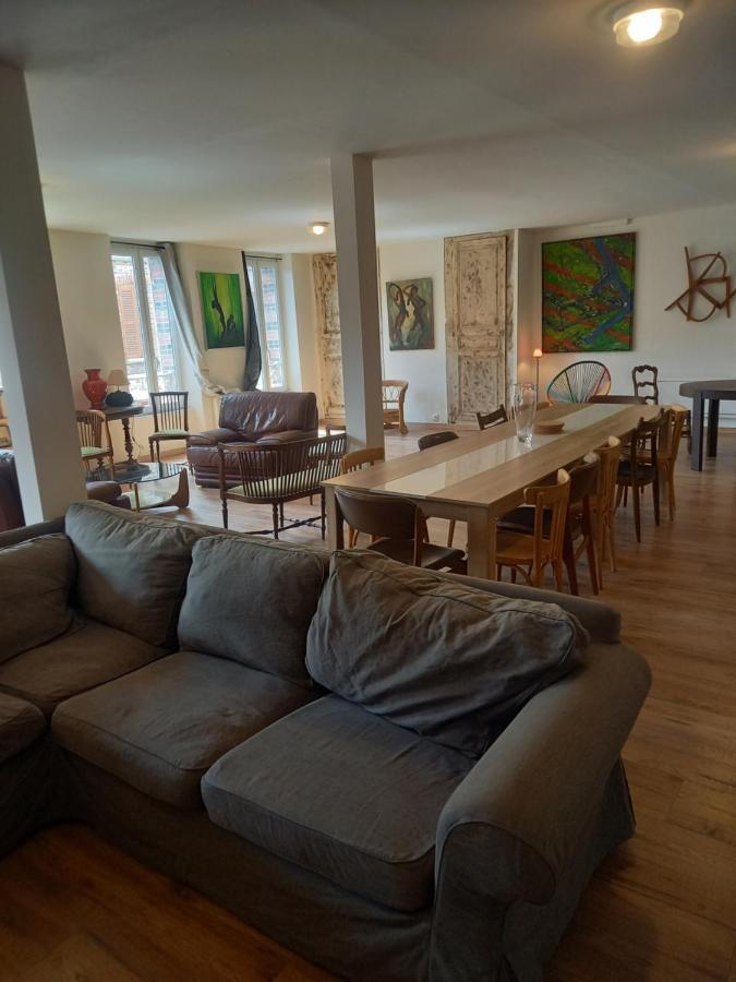 Logement Entier Spacieux Et Confortable A 1 H De Paris Courtenay  Exterior foto