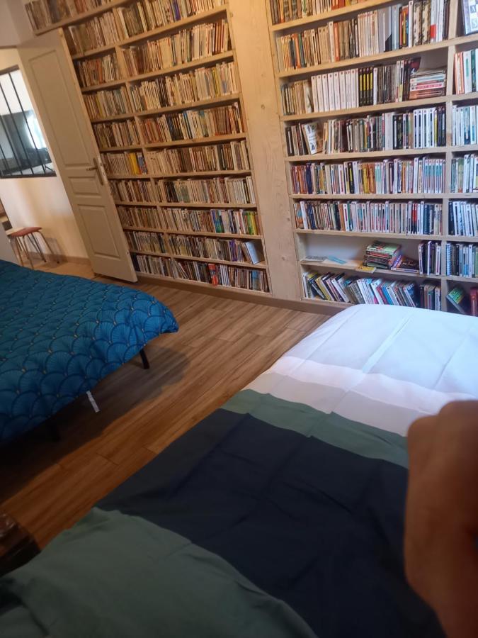 Logement Entier Spacieux Et Confortable A 1 H De Paris Courtenay  Exterior foto