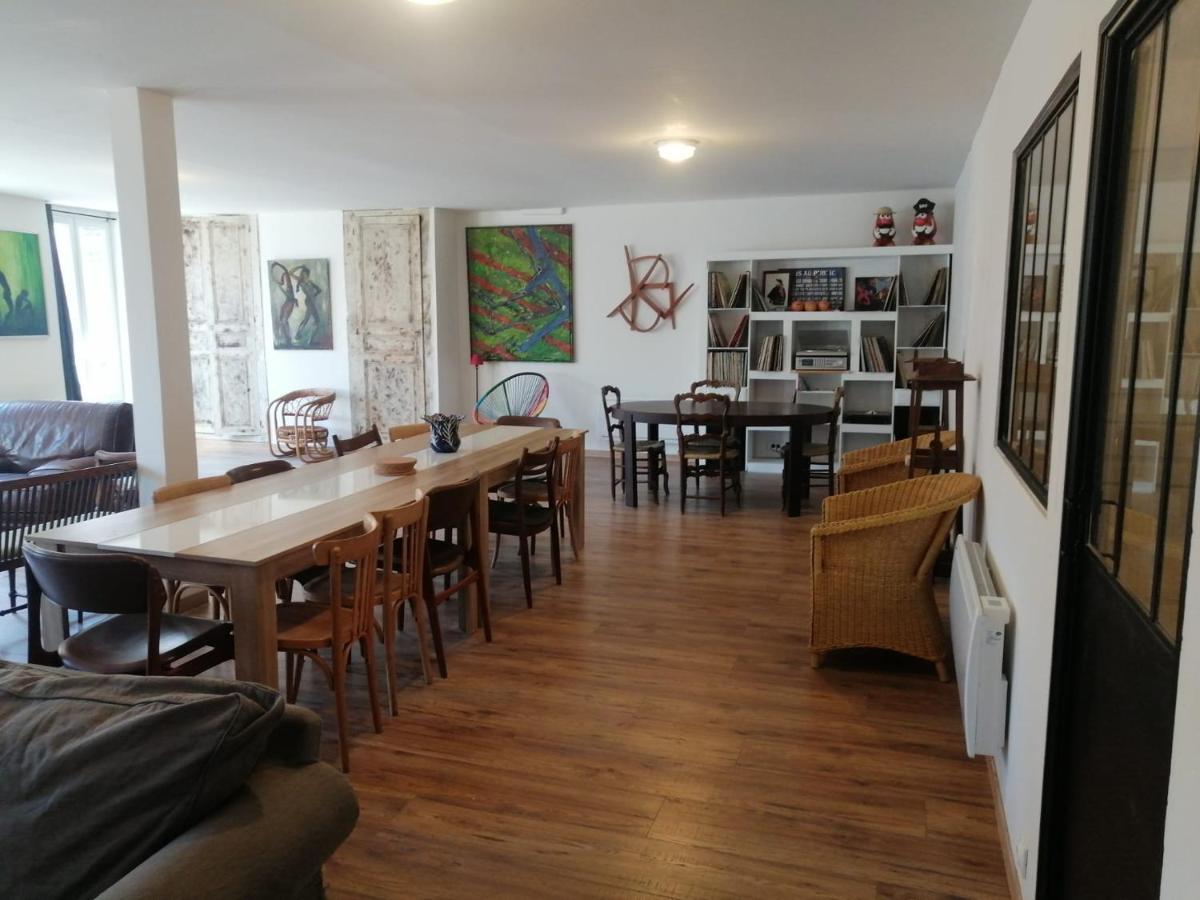 Logement Entier Spacieux Et Confortable A 1 H De Paris Courtenay  Exterior foto